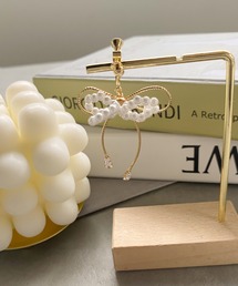 iso | パールデザインロングワイヤーハートピアス(イヤリング)