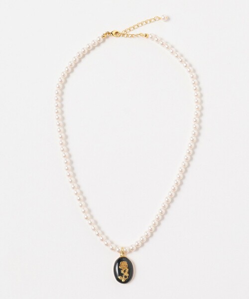 Ray BEAMS（レイビームス）の「Ray BEAMS / ローズ パール ネックレス（ネックレス・レディース・ブラック・ONE SIZE）」の2枚目の写真