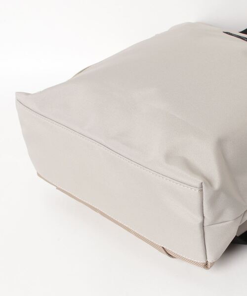 SPRUCE（スプルース）の「EM:SPRUCE エトナ　軽量　2WAYリュック　235g　旅行バッグ（バックパック/リュック・レディース・ライトグレー/ブラック・FREE）」の4枚目の写真