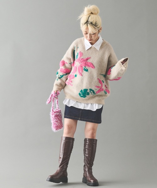 MERLOT(メルロー)の「フラワーモチーフプルオーバーニット(ニット/セーター・レディース・ブルー/ナチュラル・FREE)」の17枚目の写真