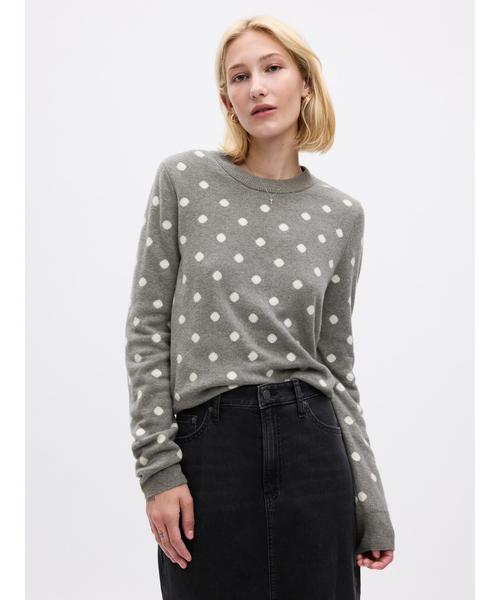 GAP(ギャップ)の「CashSoft カシミヤタッチ クルーネックセーター(ニット/セーター・レディース・その他1/ドット/ブラック/ホワイト系その他/ストライプ/ピンク/その他/グリーン・M/XS/S/XL/L/XXS)」の5枚目の写真