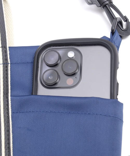 Arnold Palmer（アーノルドパーマー）の「ロゴテープ 2WAY ミニバッグ（トートバッグ・レディース・ネイビー/ブラック・F）」の9枚目の写真