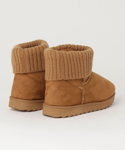chumchum（チャムチャム）の「ニットショートムートンブーツ（ブーツ・レディース・キャメル/ブラック/ダークブラウン・M/L/LL）」の4枚目の写真