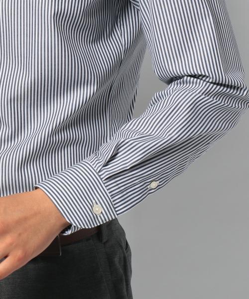 gotairiku(ゴタイリク)の「【PREMIUM PLEATS・スリムフィット】ロンドンストライプシャツ(シャツ/ブラウス・メンズ・ネイビー系1・15h/14h/15 )」の4枚目の写真