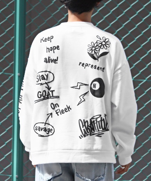 LUXSTYLE（ラグスタイル）の「落書き発泡プリント裏起毛スウェット（スウェット・メンズ・ホワイト/ブラック・L/M）」の3枚目の写真