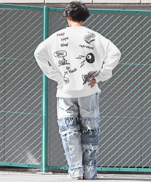 LUXSTYLE（ラグスタイル）の「落書き発泡プリント裏起毛スウェット（スウェット・メンズ・ホワイト/ブラック・L/M）」の6枚目の写真