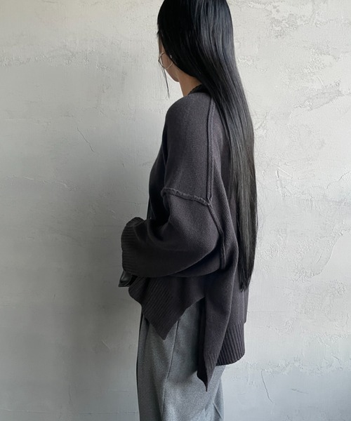 mizuiroind（ミズイロインド）の「[mizuiro ind/ミズイロインド] ワイドシルエット クルーネックニット（ニット/セーター・レディース・ライトグレー/ダークグレー・F）」の15枚目の写真