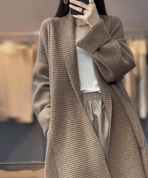 Miniministore（ミニミニストア）の「ニットカーディガン ロング丈 秋冬 韓国（カーディガン/ボレロ・レディース・ブラウン/ベージュ/ネイビー/モカ・フリー）」の3枚目の写真