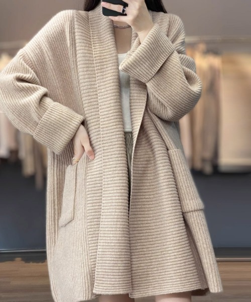 Miniministore（ミニミニストア）の「ニットカーディガン ロング丈 秋冬 韓国（カーディガン/ボレロ・レディース・ブラウン/ベージュ/ネイビー/モカ・フリー）」の9枚目の写真