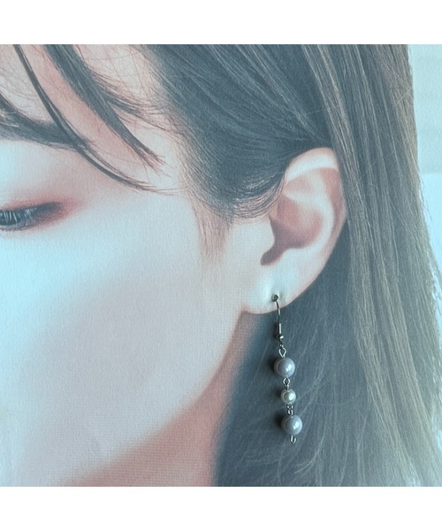 tone（トーン）の「【-lensa-】アシメなビーズピアス(MA)（ピアス（両耳用）・レディース・パープル・FREE）」の5枚目の写真