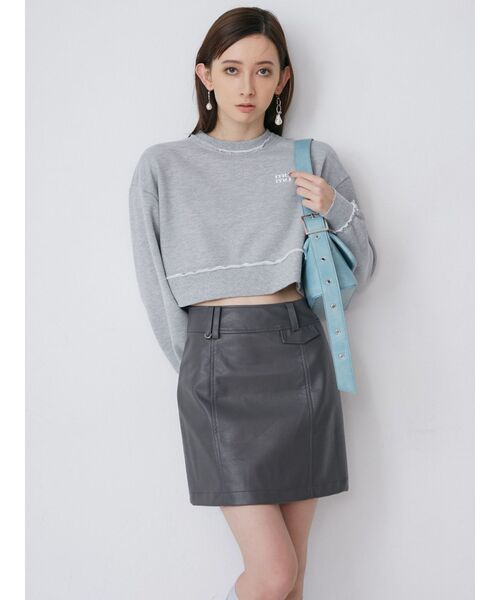 MURUA（ムルーア）の「フェイクレザーフラップミニスカート（スカート・レディース・アイボリー/ブラック/グレー・1/2）」の10枚目の写真