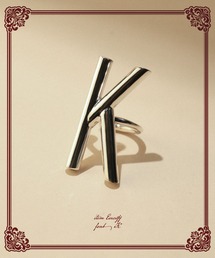 e.m.（イーエム）の「SILVER925　イニシャルイヤーカフ/メンズ/レディース　24ss（イヤーカフ）」