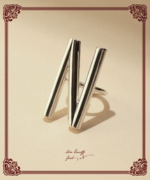 e.m.（イーエム）の「SILVER925　イニシャルイヤーカフ/メンズ/レディース　24ss（イヤーカフ）」