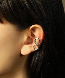 e.m.（イーエム）の「SILVER925　イニシャルイヤーカフ/メンズ/レディース　24ss（イヤーカフ）」