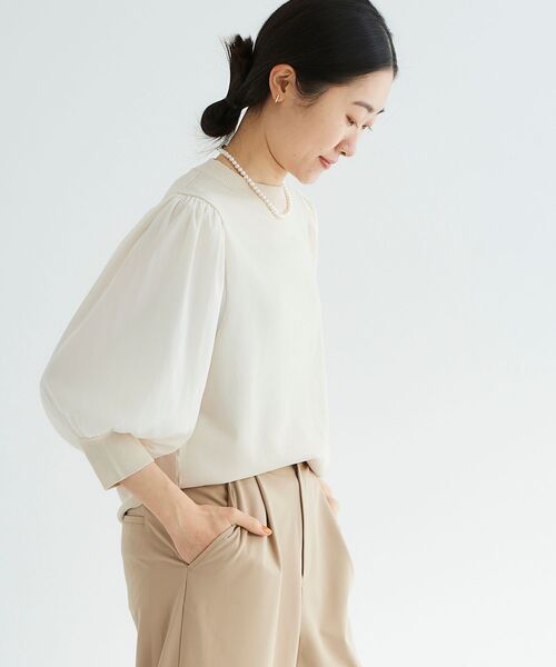 le.coeur blanc(ルクールブラン)の「スリーブドッキングニットプルオーバー(ニット/セーター・レディース・ブラック/ホワイト系その他/アイボリー・38)」の7枚目の写真