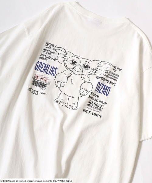 Salong hameu（サロン ハミュー）の「Gremlins（グレムリン）GIZMOギズモ キャラクター ヴィンテージプリント・ムービーポスタープリント・刺繍 半袖Tシャツ メンズ レディース ユニセックス（Tシャツ/カットソー・メンズ・ブラック/グレー系その他/ホワイト/ホワイト系その他/グレー系その他2/ホワイト×ブラック/チャコールグレー/アッシュグレー/ブラック系その他/グレー系その他3/グリーン系その他/マスタード/グリーン/ブラック系その他4/ブラウン/ホワイト系その他3/ホワイト系その他5/ホワイト×レッド/ブラウン系その他/ブラック系その他2/ブラック系その他3/ホワイト系その他4/ホワイト系その他2・M/L/LL）」の8枚目の写真