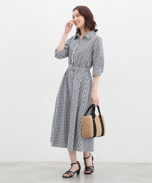 Honeys(ハニーズ)の「6分袖シャツワンピース(シャツワンピース・レディース・ネイビー/ブルー系その他/ブラック系その他/ホワイト×ブルー・S/M/L/LL/3L)」の14枚目の写真