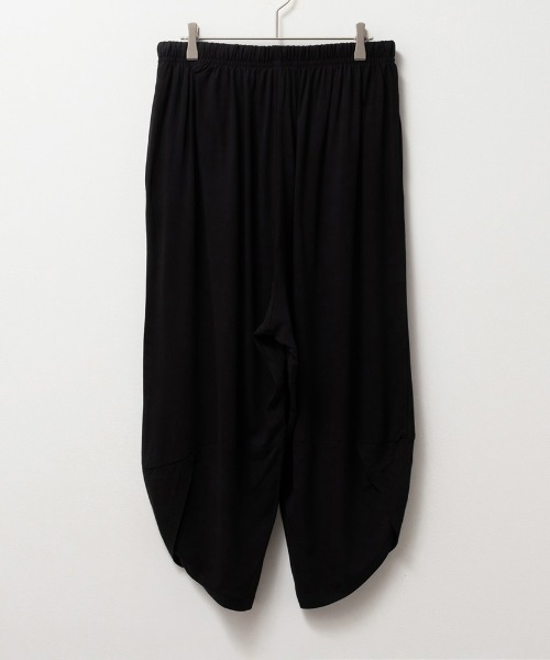 NAVY（ネイビー）の「接触冷感　レーヨンバルーンクロップトパンツ　サルエルパンツ　アラジンパンツ（その他パンツ・メンズ・ネイビー/グリーン/ブラック/グレー・M/L/XL）」の5枚目の写真