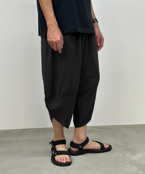 NAVY（ネイビー）の「接触冷感　レーヨンバルーンクロップトパンツ　サルエルパンツ　アラジンパンツ（その他パンツ・メンズ・ネイビー/グリーン/ブラック/グレー・M/L/XL）」の19枚目の写真