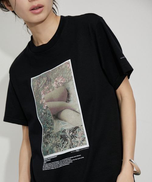JANE SMITH / JOHN SMITH(ジェーンスミスジョンスミス)の「【JANE SMITH(ジェーンスミス)】NICOLA KLOOSTERMAN FIELD OF DREAMS S/S T-SHIRT(Tシャツ/カットソー・レディース・ホワイト/ブラック・X-SMALL)」の2枚目の写真