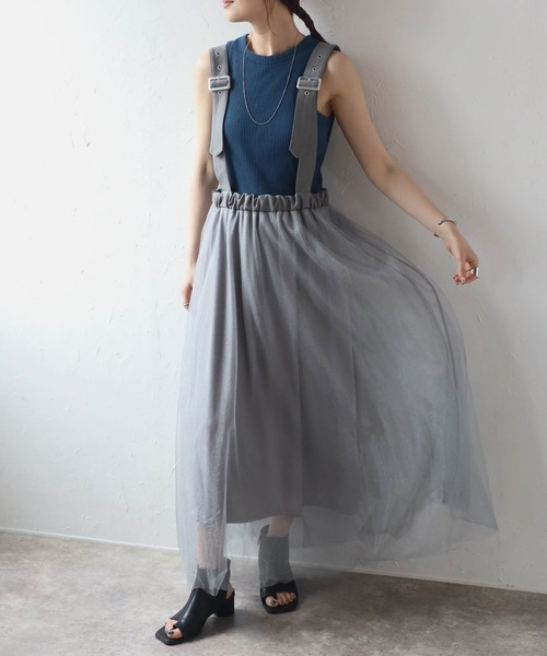 r.（アールドット）の「ラメチュール　サスペンダー付きスカート（スカート・レディース・アイボリー/ブラック/グレー・FREE）」の3枚目の写真