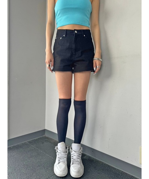 EGOIST（エゴイスト）の「ヘムカットオフショートパンツ（デニムパンツ・レディース・ホワイト/ブラック/ブルー・S/M）」の6枚目の写真