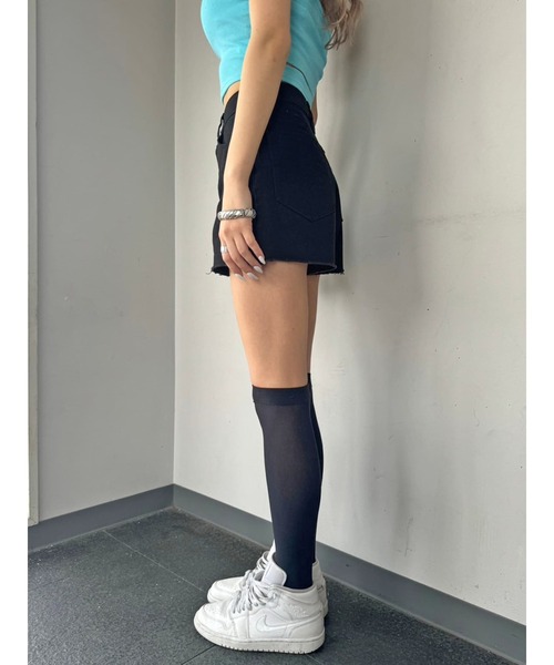 EGOIST（エゴイスト）の「ヘムカットオフショートパンツ（デニムパンツ・レディース・ホワイト/ブラック/ブルー・S/M）」の7枚目の写真