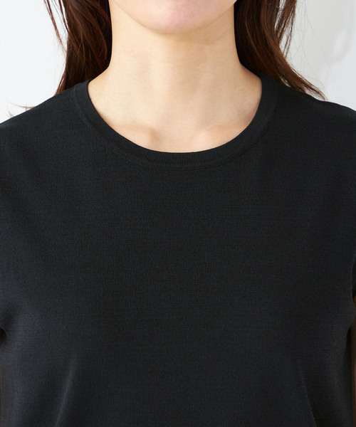 A/C DESIGN BY ALPHA CUBIC（エーシーデザインバイアルファキュービック）の「【接触冷感・洗濯可能】毛玉になりにくいノースリーブプルオーバー（ニット/セーター・レディース・ブラック/オフホワイト/ライトグレー・M/L）」の6枚目の写真