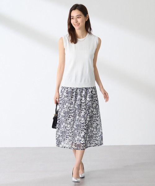 A/C DESIGN BY ALPHA CUBIC（エーシーデザインバイアルファキュービック）の「【接触冷感・洗濯可能】毛玉になりにくいノースリーブプルオーバー（ニット/セーター・レディース・ブラック/オフホワイト/ライトグレー・M/L）」の22枚目の写真