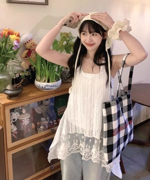 Achic（アシック）の「レース使い刺繍ベスト（ベスト・レディース・ホワイト/ホワイト系その他・M）」の16枚目の写真