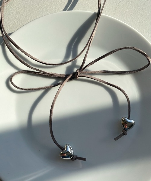 WEGO（ウィゴー）の「WEGO/ハートリボンチョーカー（ネックレス・レディース・ブラック/グレー/ベージュ/ピンク/ホワイト・FREE）」の8枚目の写真