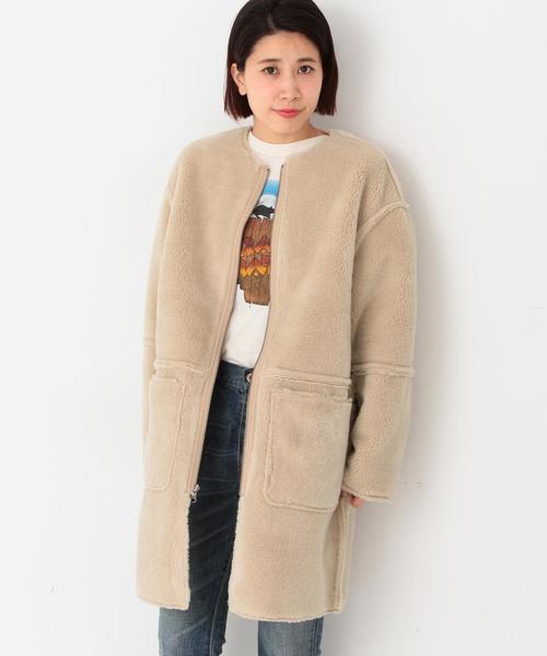 Another Edition(アナザーエディション)の「【展開店舗限定】フェイクムートンリバーシブルノーカラーコート/aeBC F/MOUTON RV N/C CT(ムートンコート・レディース・グレー/ベージュ/ネイビー・MEDIUM/SMALL)」の19枚目の写真