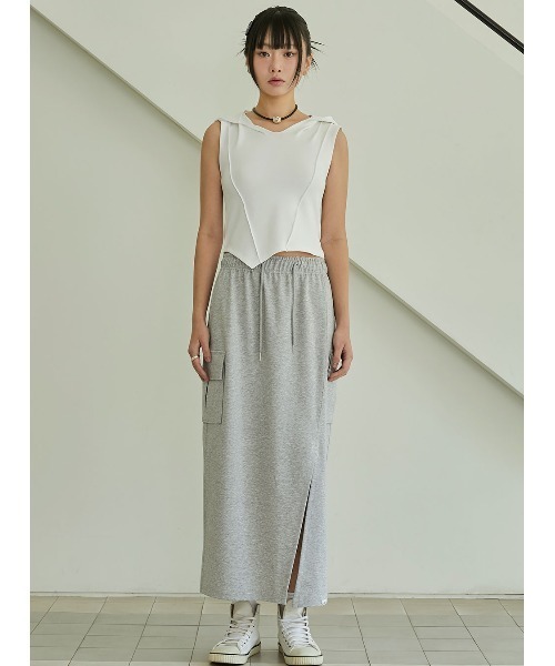 ACOVER(オコボ)の「A'GEM/9 × .kom 『ACOVER/オコボ』 HOOD PINTUCK CROP SLEEVELESS/フードピンタッククロップスリーブレス(タンクトップ・レディース・ブラック/ホワイト・FREE)」の15枚目の写真