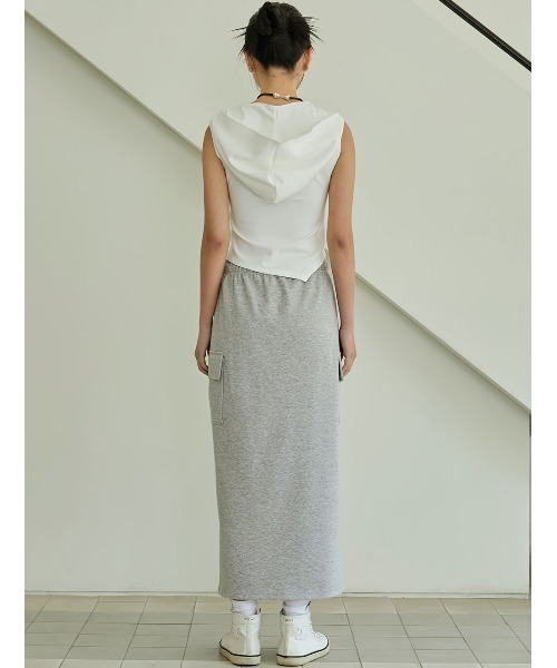 ACOVER(オコボ)の「A'GEM/9 × .kom 『ACOVER/オコボ』 HOOD PINTUCK CROP SLEEVELESS/フードピンタッククロップスリーブレス(タンクトップ・レディース・ブラック/ホワイト・FREE)」の17枚目の写真