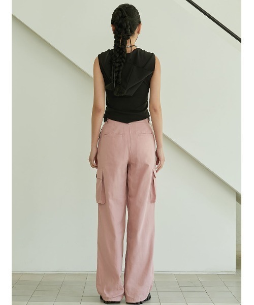 ACOVER(オコボ)の「A'GEM/9 × .kom 『ACOVER/オコボ』 HOOD PINTUCK CROP SLEEVELESS/フードピンタッククロップスリーブレス(タンクトップ・レディース・ブラック/ホワイト・FREE)」の10枚目の写真
