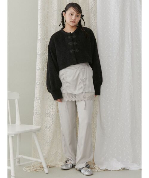 merry jenny（メリージェニー）の「fluffyチャイナニットソーカーディガン（カーディガン/ボレロ・レディース・グリーン/オフホワイト/ブラック・FREE）」の9枚目の写真