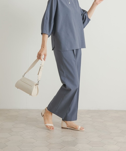 URBAN RESEARCH DOORS(アーバンリサーチドアーズ)の「『セットアップ対応』『UR TECH DRYLUXE』ストレートイージーパンツ(その他パンツ・レディース・ブルー/ネイビー・MEDIUM)」の1枚目の写真