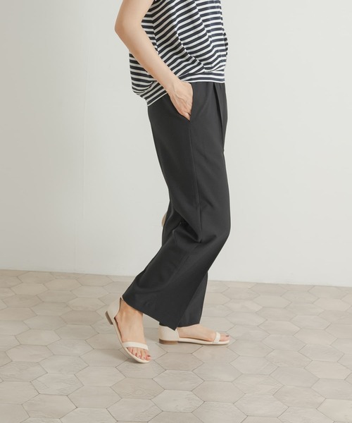 URBAN RESEARCH DOORS(アーバンリサーチドアーズ)の「『セットアップ対応』『UR TECH DRYLUXE』ストレートイージーパンツ(その他パンツ・レディース・ブルー/ネイビー・MEDIUM)」の3枚目の写真