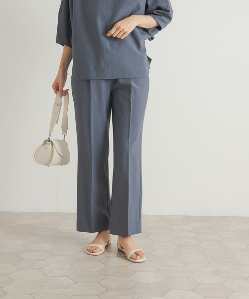 URBAN RESEARCH DOORS(アーバンリサーチドアーズ)の「『セットアップ対応』『UR TECH DRYLUXE』ストレートイージーパンツ(その他パンツ・レディース・ブルー/ネイビー・MEDIUM)」の12枚目の写真