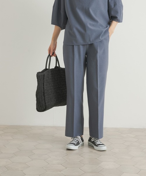 URBAN RESEARCH DOORS(アーバンリサーチドアーズ)の「『セットアップ対応』『UR TECH DRYLUXE』ストレートイージーパンツ(その他パンツ・レディース・ブルー/ネイビー・MEDIUM)」の17枚目の写真