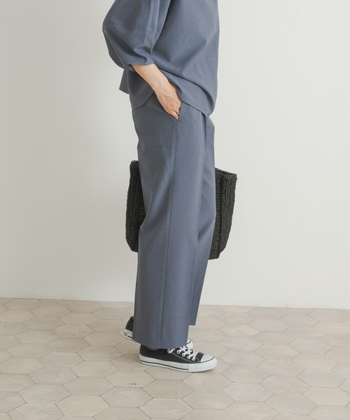 URBAN RESEARCH DOORS(アーバンリサーチドアーズ)の「『セットアップ対応』『UR TECH DRYLUXE』ストレートイージーパンツ(その他パンツ・レディース・ブルー/ネイビー・MEDIUM)」の22枚目の写真