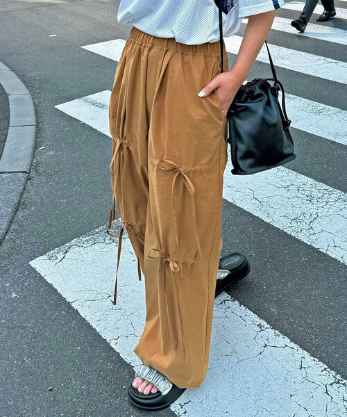 CIAOPANIC（チャオパニック）の「箔プリントリボンパラシュートパンツ（その他パンツ・レディース・グレー/ブラック/ブラウン・ONE SIZE）」の16枚目の写真