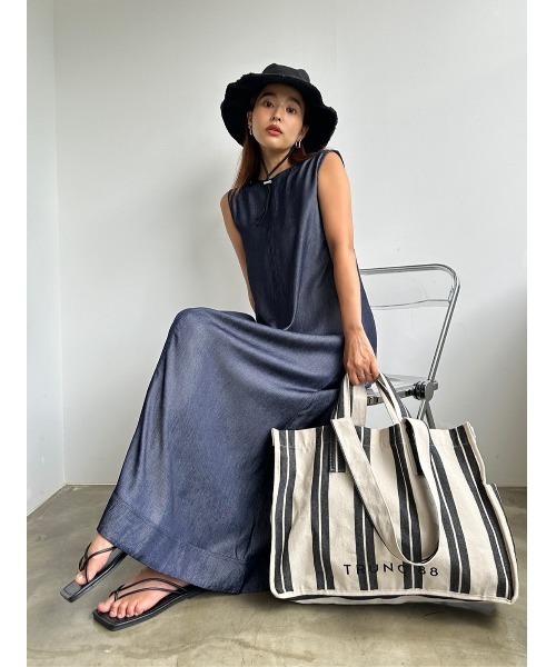 TRUNC（トランクエイティーエイト）の「Rayon Denim No Sleeve Dress（ワンピース・レディース・ブラック/ネイビー・FREE）」の2枚目の写真