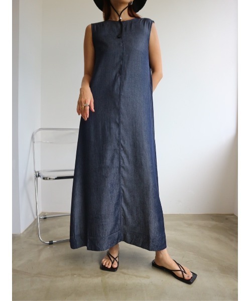 TRUNC（トランクエイティーエイト）の「Rayon Denim No Sleeve Dress（ワンピース・レディース・ブラック/ネイビー・FREE）」の3枚目の写真