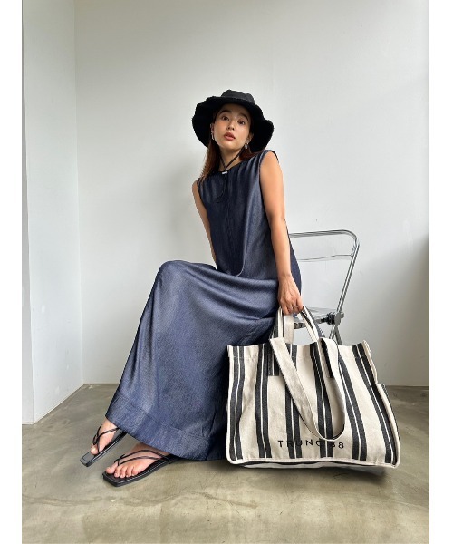 TRUNC（トランクエイティーエイト）の「Rayon Denim No Sleeve Dress（ワンピース・レディース・ブラック/ネイビー・FREE）」の20枚目の写真