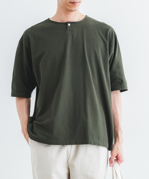 quadro(クオドロ)の「DEPENDアムンゼンone釦tee(Tシャツ/カットソー・メンズ・オリーブ/カーキ/オフホワイト・LARGE/MEDIUM)」の2枚目の写真