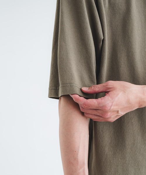 quadro(クオドロ)の「DEPENDアムンゼンone釦tee(Tシャツ/カットソー・メンズ・オリーブ/カーキ/オフホワイト・LARGE/MEDIUM)」の6枚目の写真