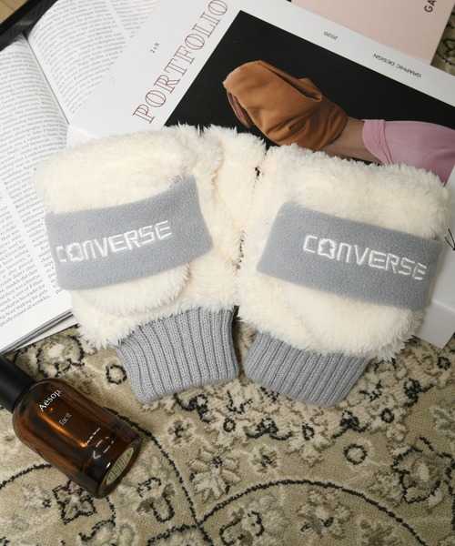 CONVERSE(コンバース)の「CONVERSE boa gloves with fleece band / コンバース フリースバンド ボアグローブ(手袋・レディース・ベージュ/グレー/ベージュ系その他/ピンク/オフホワイト・FREE)」の2枚目の写真