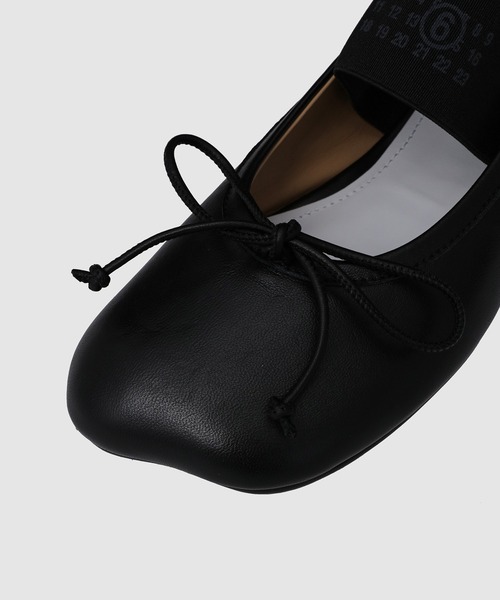 MM6 Maison Margiela(エムエムシックス メゾン マルジェラ)の「BALLET SHOE(バレエシューズ・レディース・ブラック・38/37/36)」の5枚目の写真