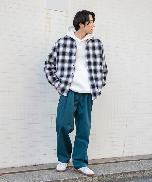 coen(コーエン)の「ガレージチノワイドストレートパンツ(チノパンツ・メンズ・ブラック/ターコイズブルー/ベージュ/ワインレッド・S/M/L/XL)」の5枚目の写真